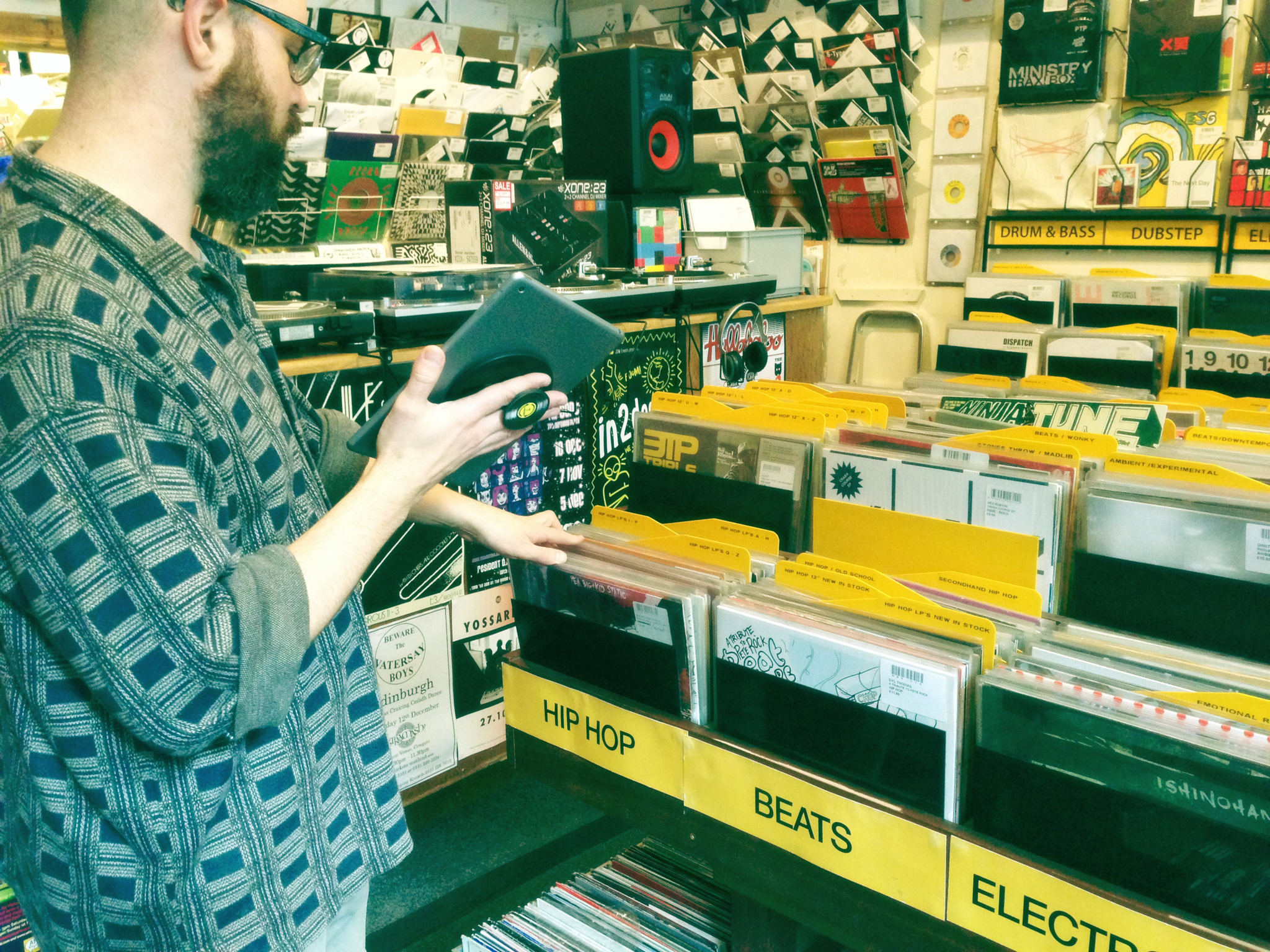 G-Hold® | Ergonomic Tablet Holders | Phone Holders 